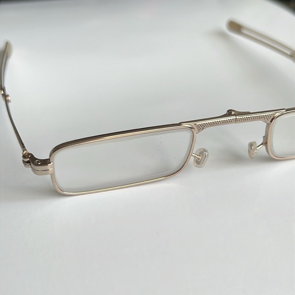 Minifold by EyeMagine +2.5 Fold up Readers in Rhinestone/crystal Carry Case $275 - Picture 8 of 8